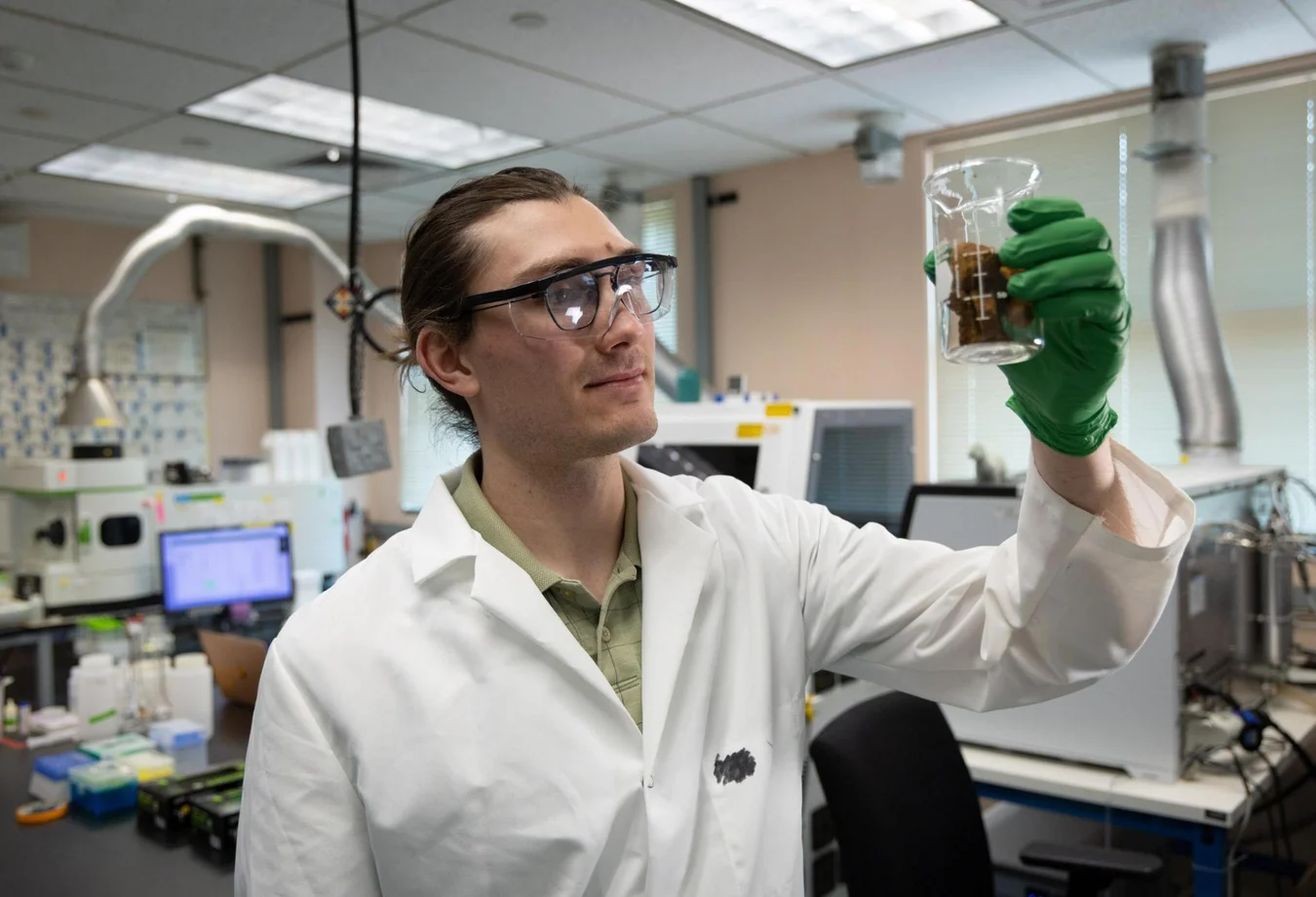 Aaron Goodman in the lab