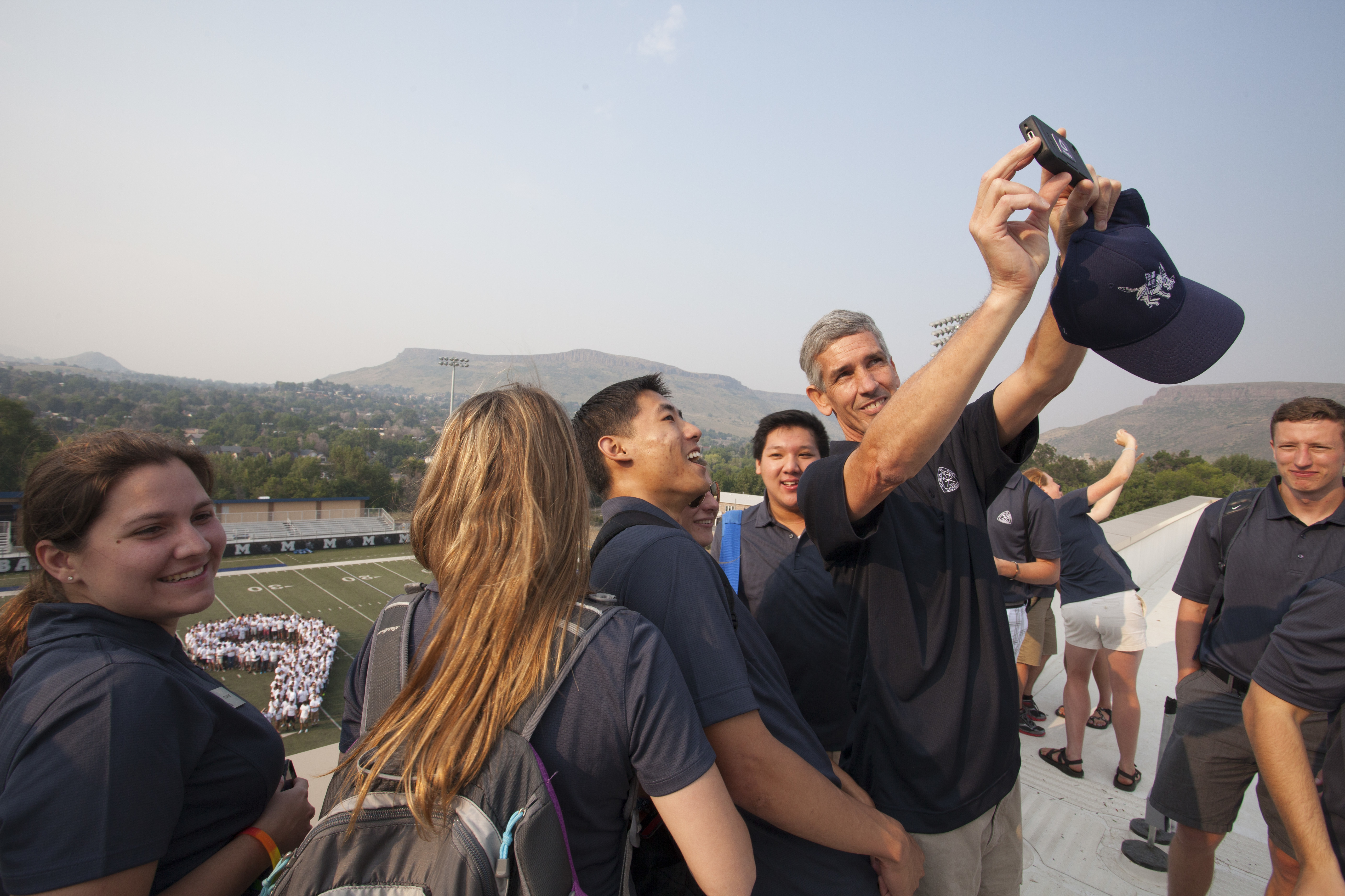 President Johnson posing for a selfie with Mines' students
