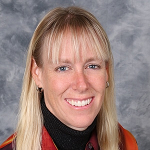 Tracy Gardner headshot
