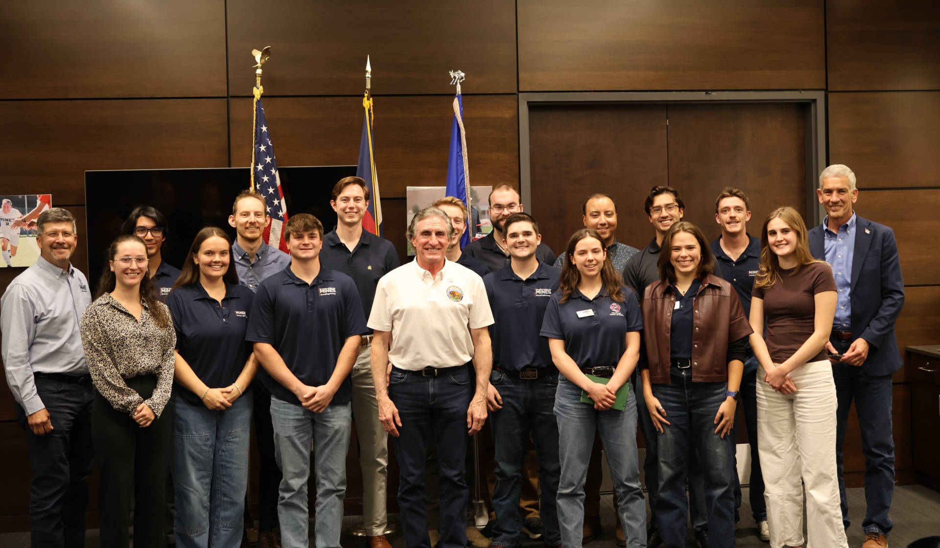 U.S. Secretary of the Interior Doug Burgum poses with a group of Mines students and university leadership