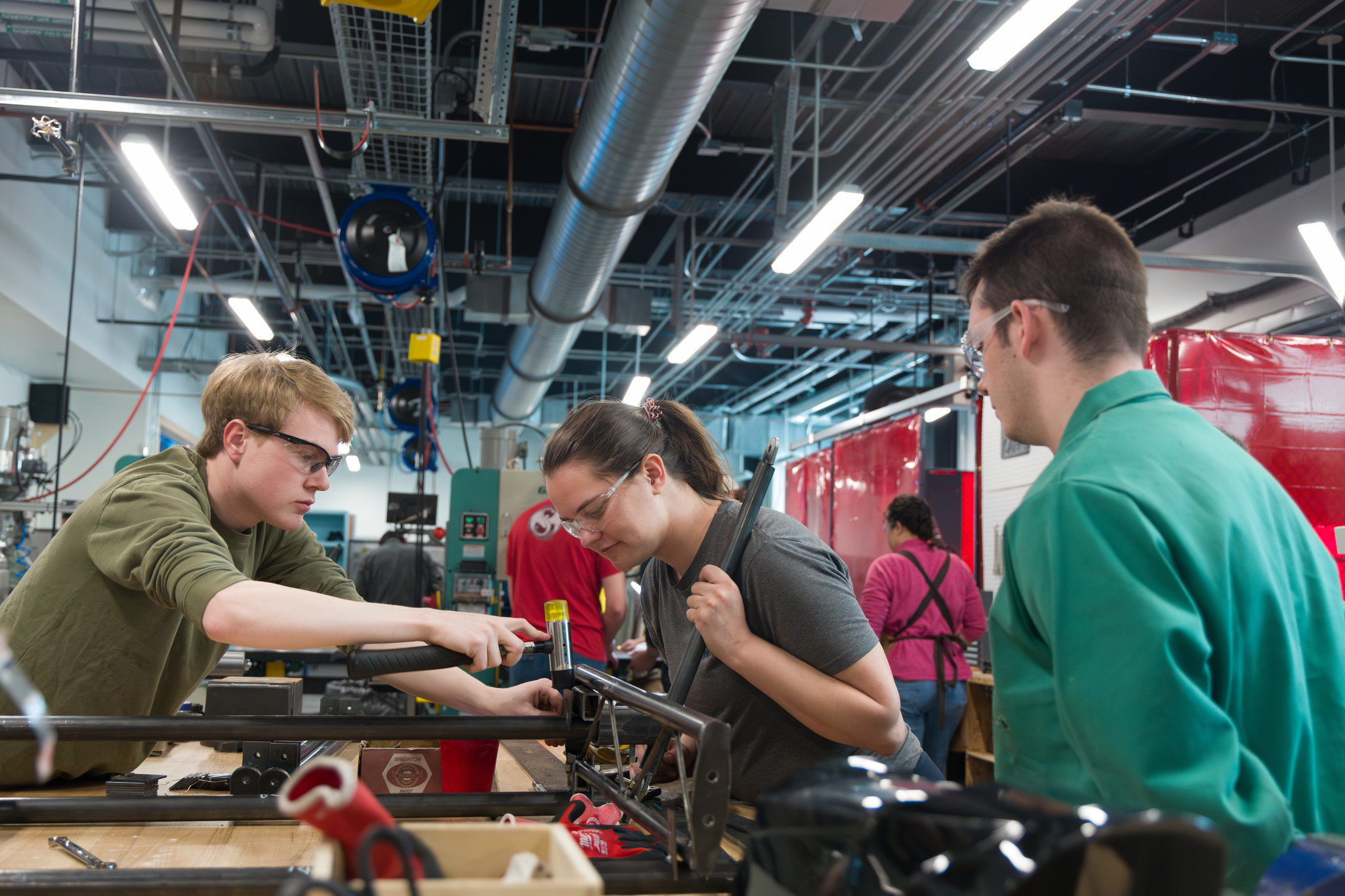 Students working at Labriola Innohub makerspace