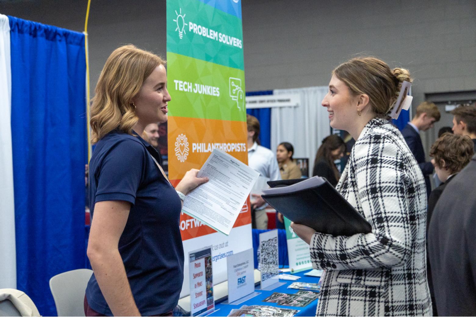 Mines alum Julie Eiken '22 recruiting for FAST Enterprises