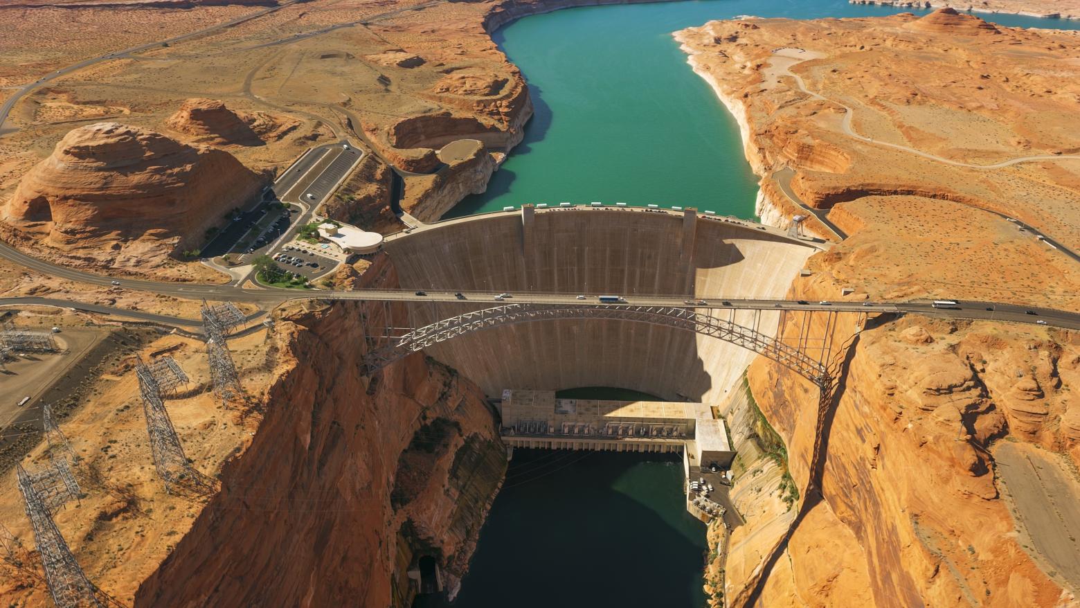 Aerial view of the Glen Canyon Dam